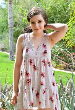 HazeltheMermaid from Hampshire,United Kingdom